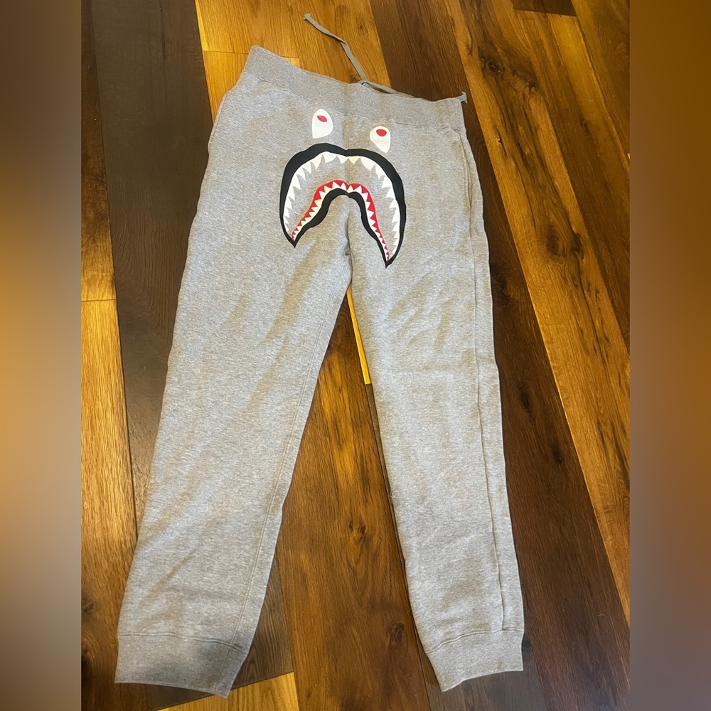 Men’s Gray BAPE (A Bathing Ape) Sweatpants – XL - Picture 2 of 4